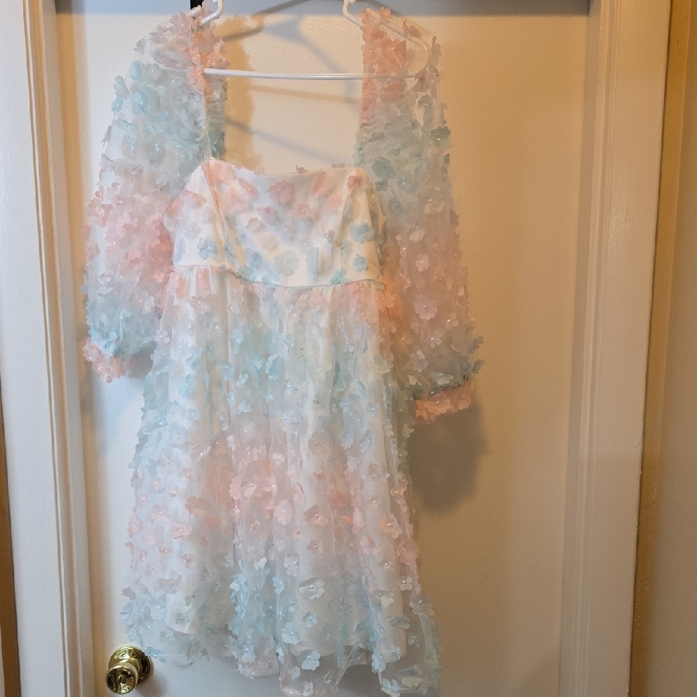 Storia BabyDoll Dress in Pastel Blue and Pink Floral.  Size Large. New With Tags